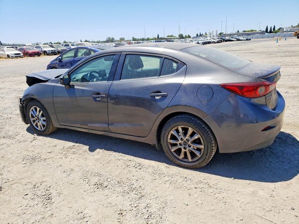2015 MAZDA 3 Touring/GS