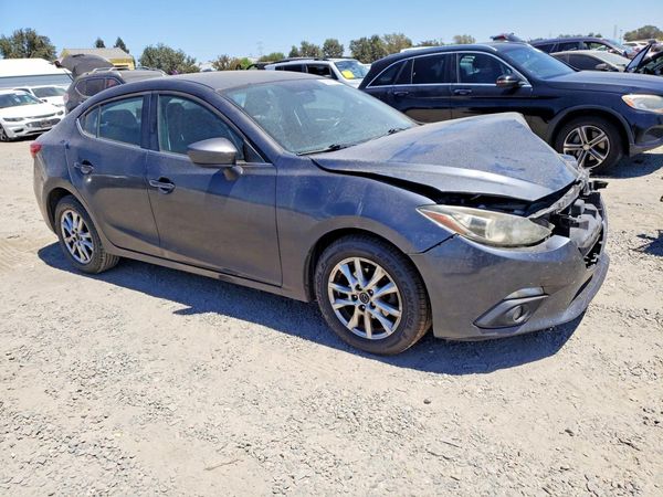 2015 MAZDA 3 Touring/GS