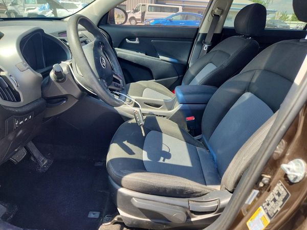 2015 KIA SPORTAGE GL - Middle-low