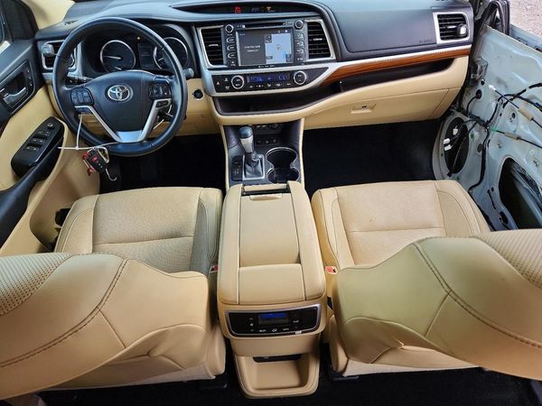 2019 TOYOTA HIGHLANDER Ltd/Ltd Platinum