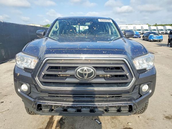 2022 TOYOTA TACOMA SR5