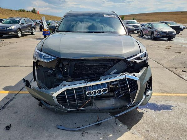 2020 AUDI Q3 S Line quattro Prestige