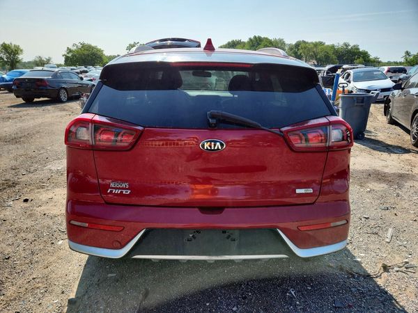 2017 KIA NIRO