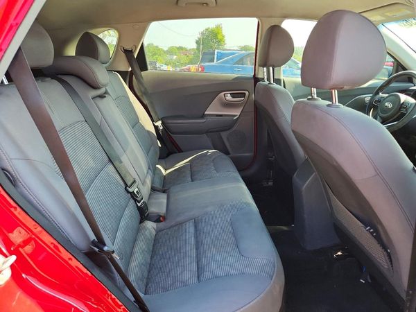 2017 KIA NIRO