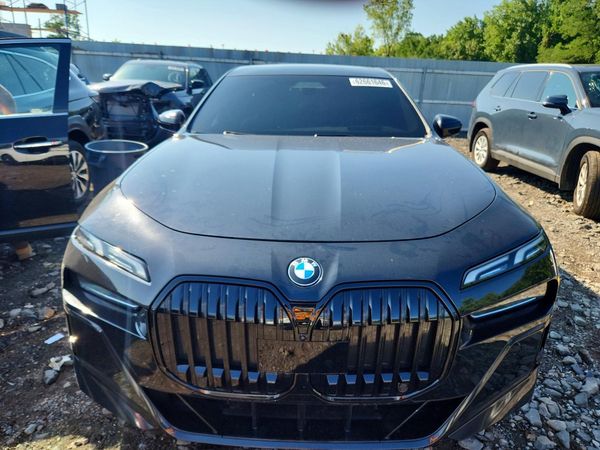 2024 BMW 740