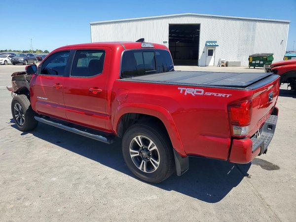 2017 TOYOTA TACOMA