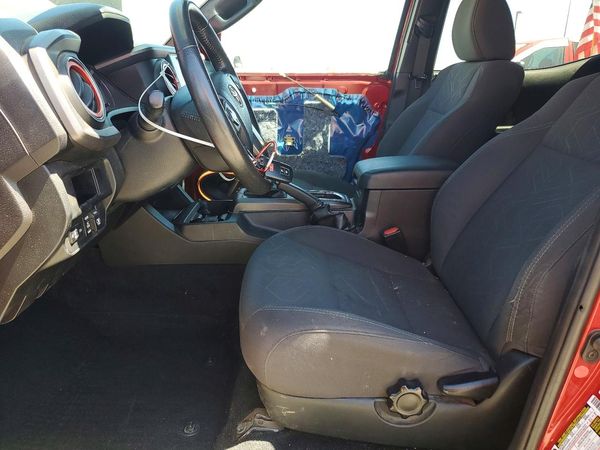 2017 TOYOTA TACOMA