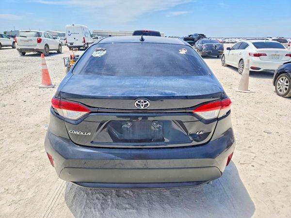 2022 TOYOTA COROLLA