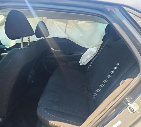 2024 HYUNDAI ELANTRA SEL w/ Convenience Pkg