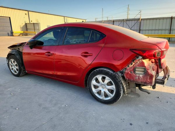 2016 MAZDA 3