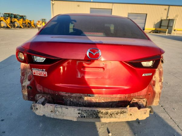 2016 MAZDA 3