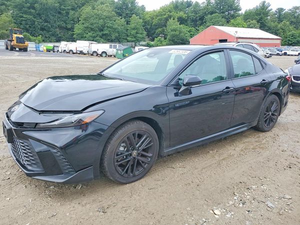 2025 TOYOTA CAMRY