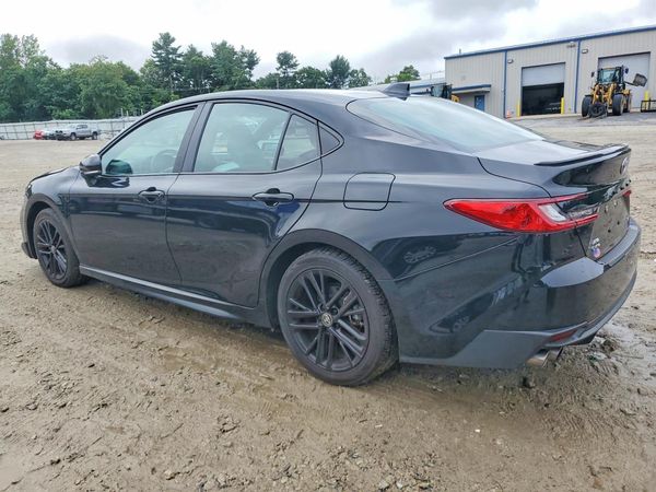 2025 TOYOTA CAMRY