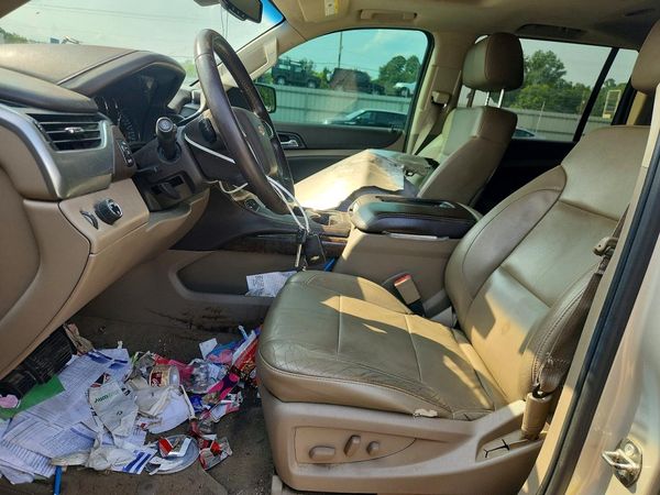 2015 CHEVROLET SUBURBAN LT — DENT