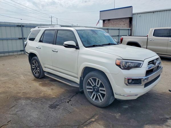 2021 TOYOTA 4RUNNER Limited