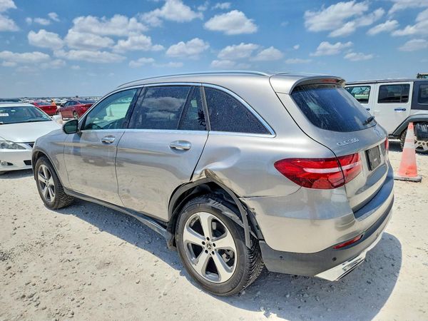 2019 MERCEDES-BENZ GLC