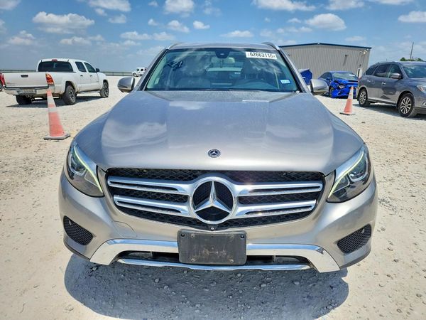 2019 MERCEDES-BENZ GLC