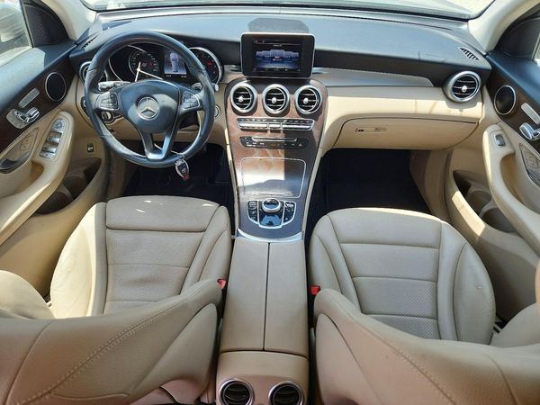 2019 MERCEDES-BENZ GLC