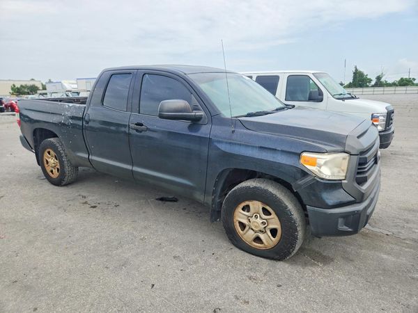 2015 TOYOTA TUNDRA SR5 Grade