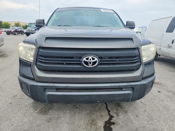 2015 TOYOTA TUNDRA SR5 Grade