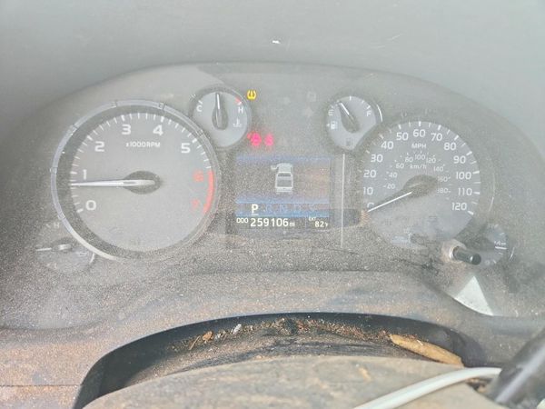 2015 TOYOTA TUNDRA SR5 Grade
