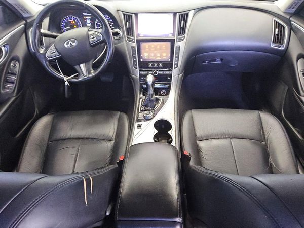 2015 INFINITI Q50