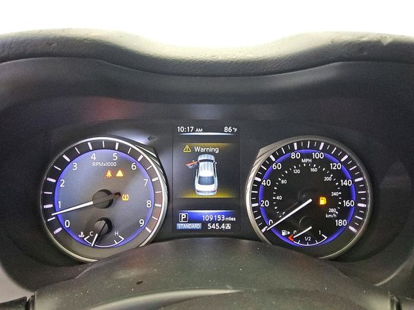 2015 INFINITI Q50