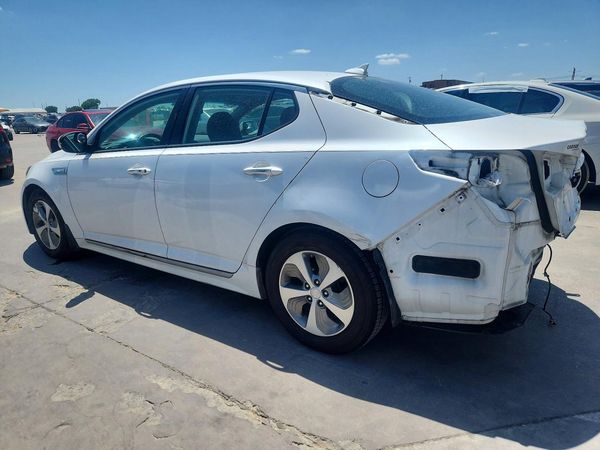 2014 KIA OPTIMA GL - Middle-low