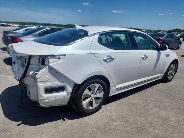 2014 KIA OPTIMA GL - Middle-low