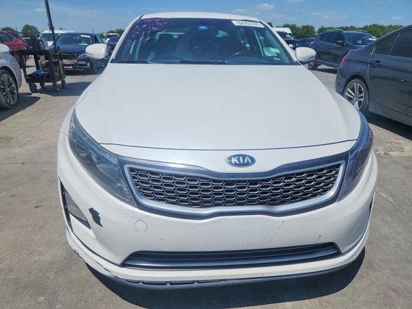 2014 KIA OPTIMA GL - Middle-low