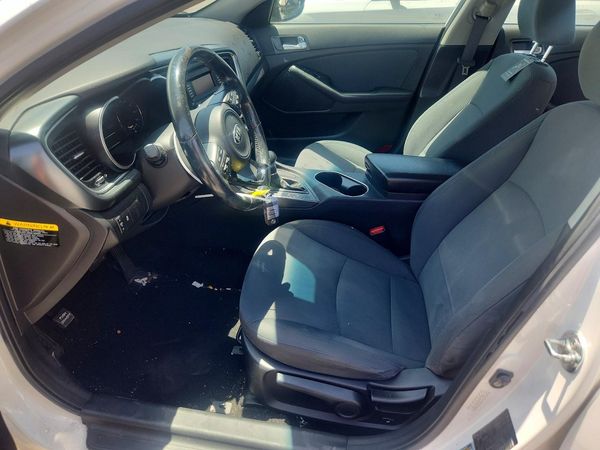 2014 KIA OPTIMA GL - Middle-low