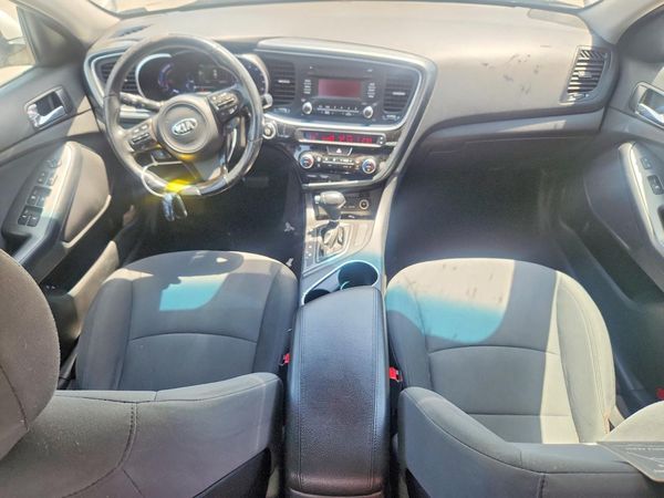 2014 KIA OPTIMA GL - Middle-low