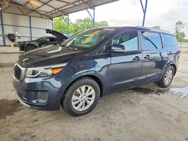 2017 KIA SEDONA LX