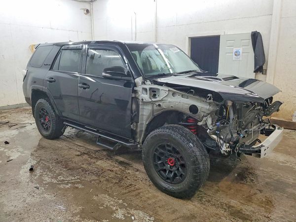 2023 TOYOTA 4RUNNER TRD Pro
