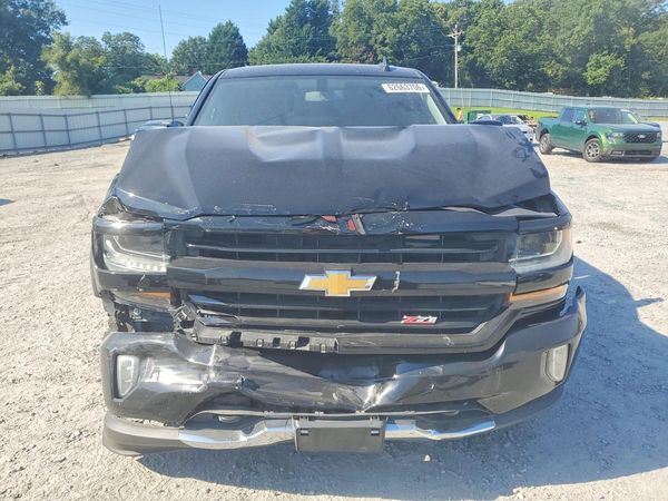 2017 CHEVROLET SILVERADO LT
