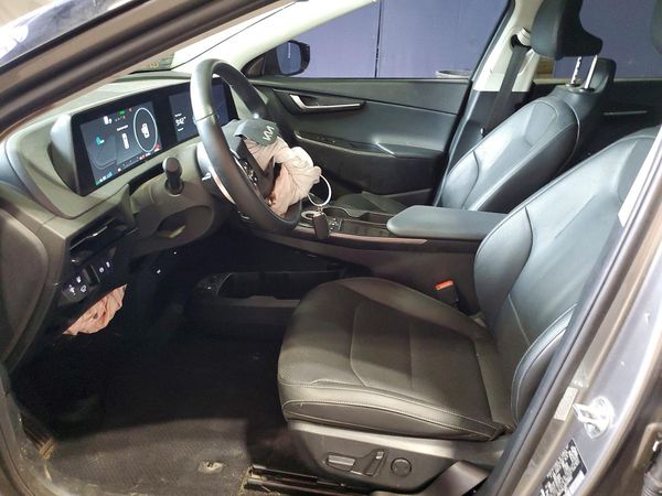 2024 KIA EV6 Light, Wind