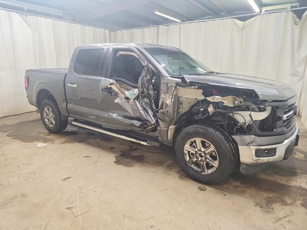 2025 FORD F150 XLT