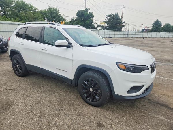 2019 JEEP CHEROKEE LATITUDE 4X4