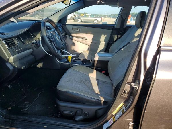 2016 TOYOTA CAMRY