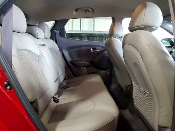 2015 HYUNDAI TUCSON