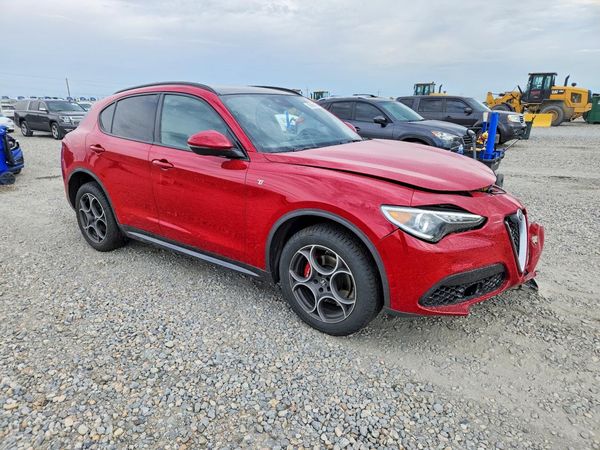 2022 ALFA ROMEO STELVIO TI AWD
