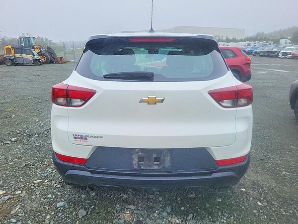 2023 CHEVROLET TRAILBLAZER LS