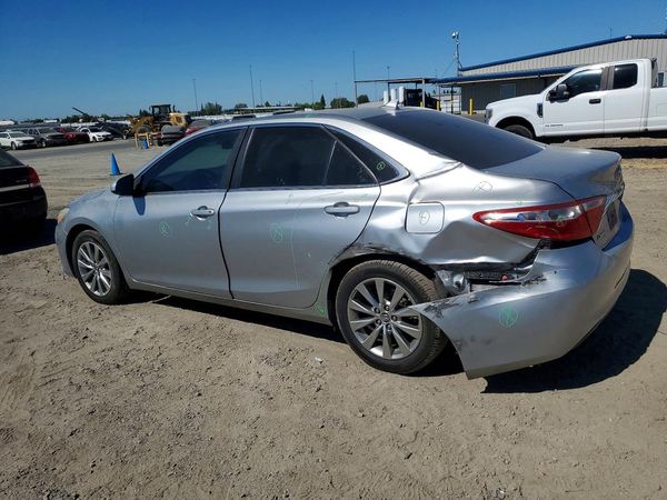 2017 TOYOTA CAMRY XLE/XSE