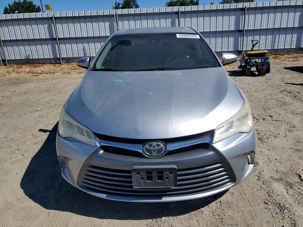 2017 TOYOTA CAMRY XLE/XSE