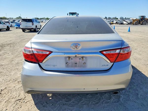 2017 TOYOTA CAMRY XLE/XSE