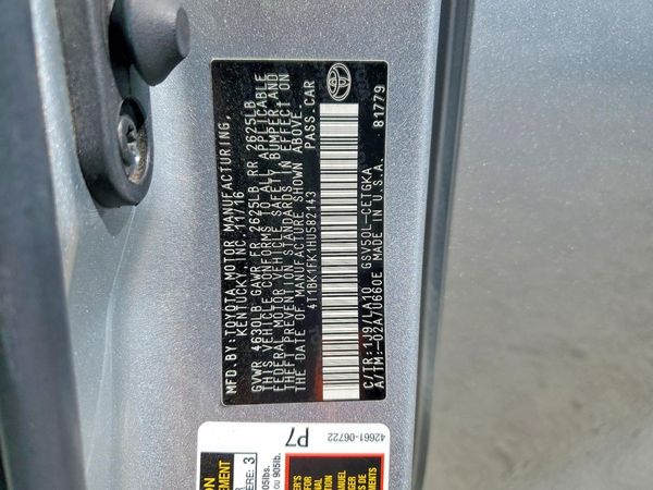 2017 TOYOTA CAMRY XLE/XSE