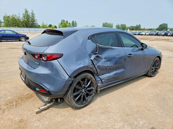 2020 MAZDA 3
