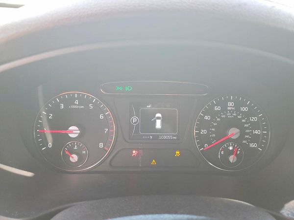 2017 KIA SORENTO L, LX