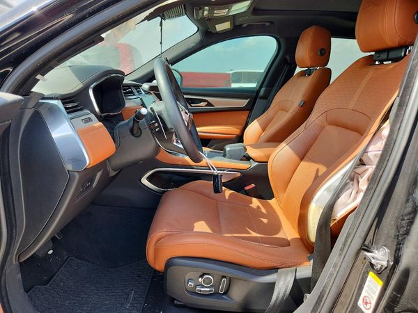 2025 JAGUAR F-PACE P250 R-Dynamic S