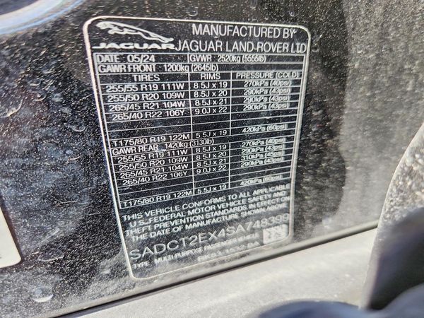 2025 JAGUAR F-PACE P250 R-Dynamic S